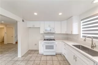 Photo #3: SB23086160 Listing 