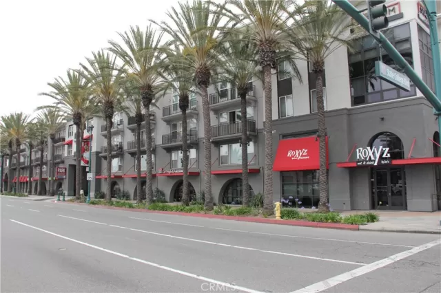 MLS: SB23097862 Condo For Sale