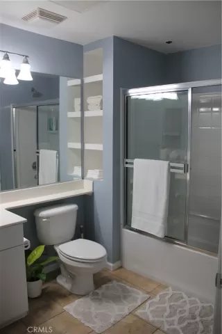 Photo #6: SB23097862 Listing 