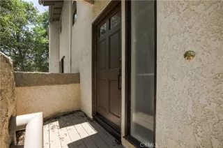 Photo #2: SB23126167 Listing