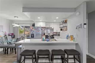 Photo #3: SB23130951 Listing 