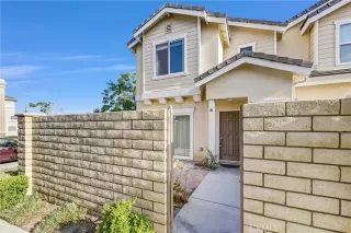 Photo #2: SB23155890 Listing 