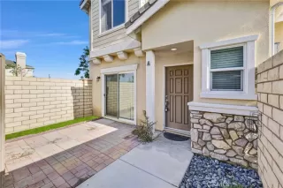 Photo #3: SB23155890 Listing 