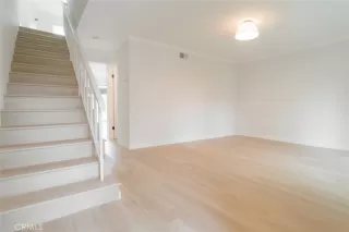 Photo #1: SB23174573 Listing 