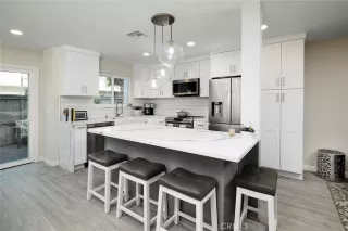 Photo #1: SB23178254 Listing 