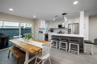 Photo #5: SB23178254 Listing 