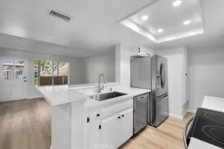 Photo #3: SB23200867 Listing 