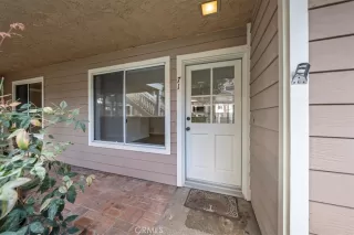 Photo #4: SB23200867 Listing 