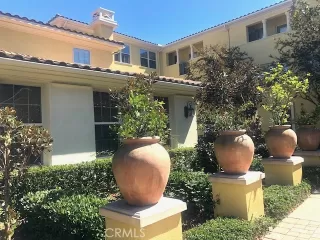 Photo #2: SB23202551 Listing 