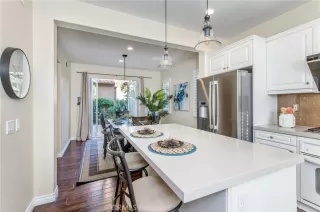 Photo #4: SB23207551 Listing 