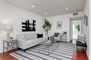 Photo #1: SB23210515 Listing 