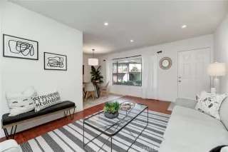 Photo #2: SB23210515 Listing 