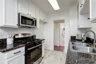 Photo #4: SB23210515 Listing 