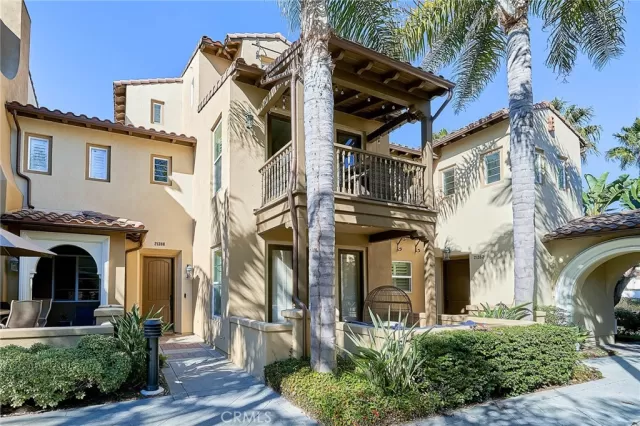 MLS: SB23215541 Condo For Sale