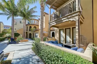 Photo #5: SB23215541 Listing 