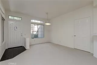 Photo #6: SB24032489 Listing 