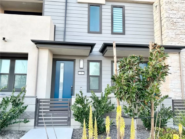 MLS: SB24078610 Condo For Sale