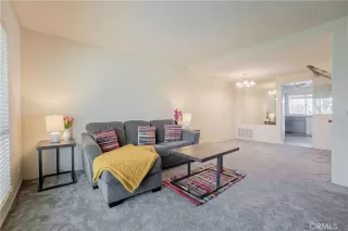 Photo #3: SB24095585 Listing 