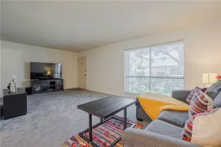 Photo #4: SB24095585 Listing 