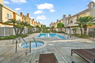 Photo #1: SB24196171 Listing 