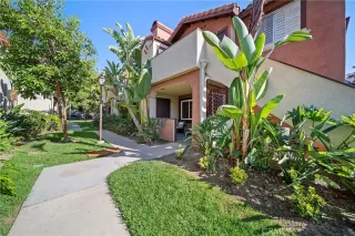 Photo #5: SB24199837 Listing 