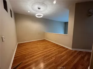 Photo #5: SB24211635 Listing