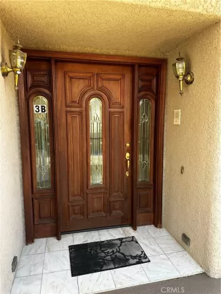 Photo #1: SB24217741 Listing
