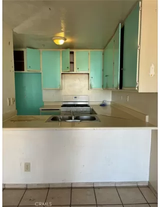 Photo #2: SB24236454 Listing 