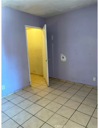 Photo #5: SB24236454 Listing 