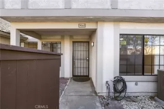 Photo #2: SB25009138 Listing 