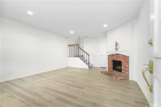 Photo #5: SB25009138 Listing 