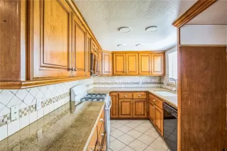 Photo #3: SB25035907 Listing