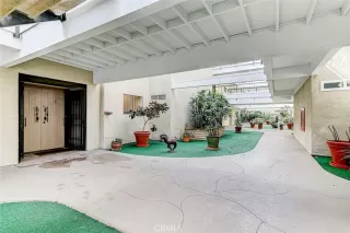 Photo #2: SB25047384 Listing