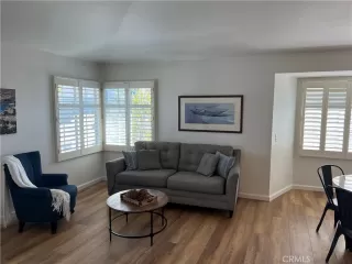 Photo #4: SB25051998 Listing