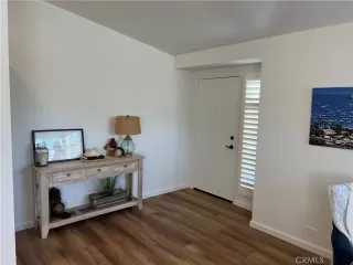 Photo #6: SB25051998 Listing