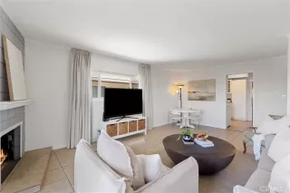 Photo #3: SB25087716 Listing 