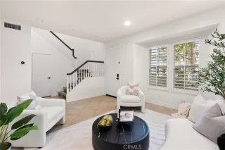 Photo #6: SB25090431 Listing 