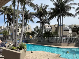 Photo #3: SB25123896 Listing 