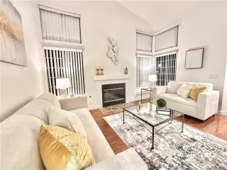 Photo #1: SB25130438 Listing