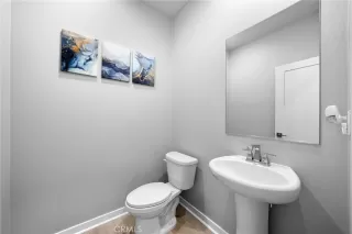 Photo #4: SB25139815 Listing 