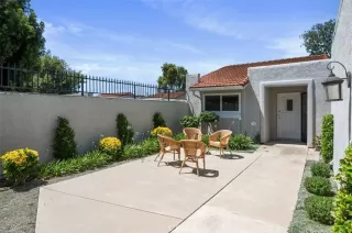 Photo #1: SB25141086 Listing 