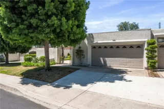 Photo #2: SB25141086 Listing 