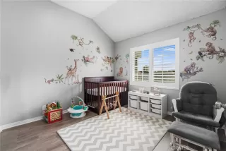 Photo #4: SB25146928 Listing