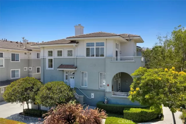 MLS: SB25151188 Condo For Sale