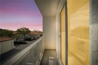 Photo #2: SB25160221 Listing 