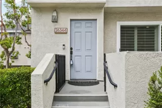 Photo #3: SB25184195 Listing 