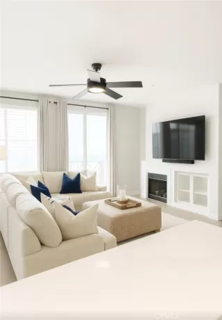 Photo #2: SB25232627 Listing 