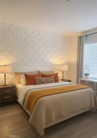 Photo #6: SB25232627 Listing 