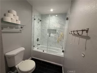 Photo #6: SB25252020 Listing 