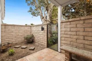 Photo #2: SB25254488 Listing 